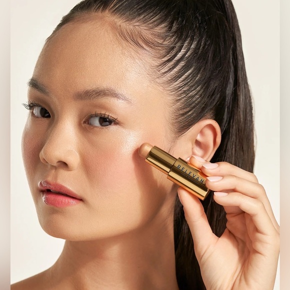 Rele-Wand Gold Glossy Highlighter New In Box - Picture 1 of 5